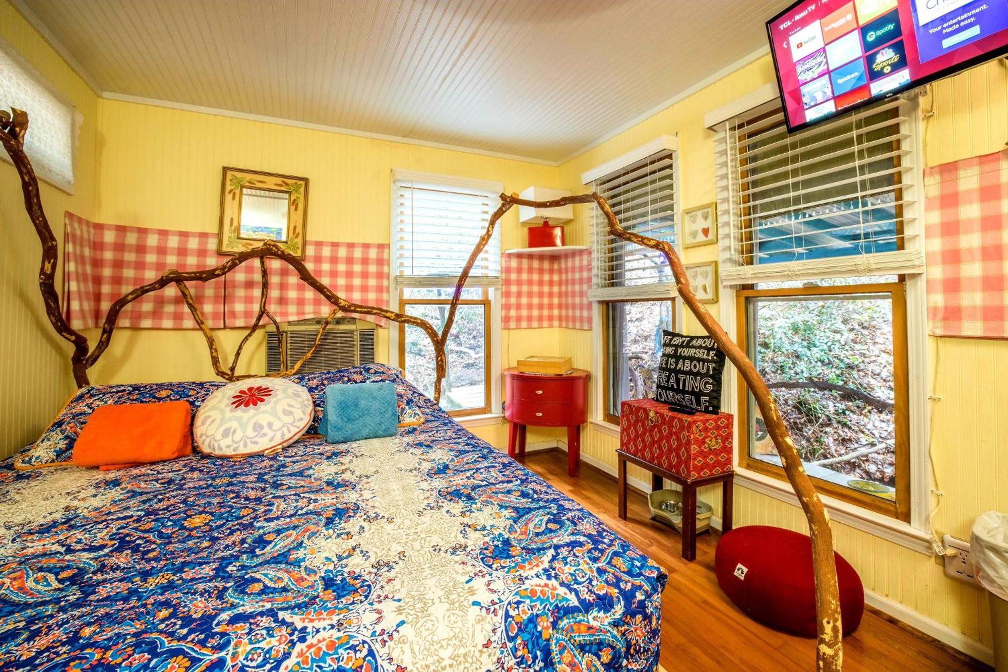 Bear Creek Lodge And Cabins In Helen Ga - Pet Friendly, River On Property, Walking Distance To Downtown Helen Exteriér fotografie