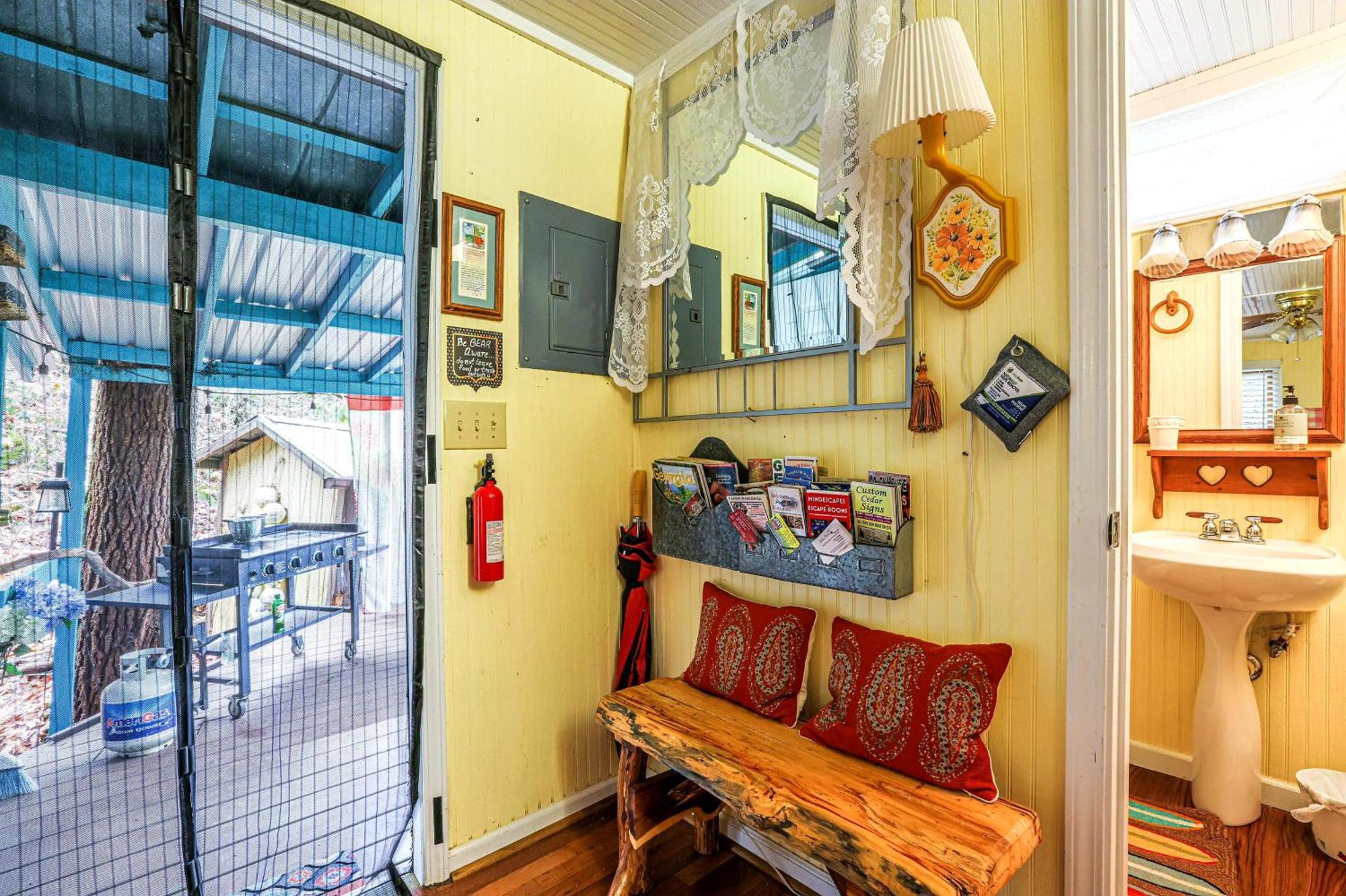 Bear Creek Lodge And Cabins In Helen Ga - Pet Friendly, River On Property, Walking Distance To Downtown Helen Exteriér fotografie